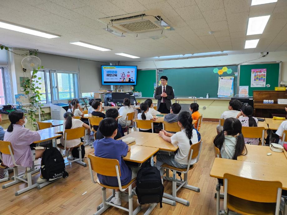 계룡시청소년상담복지센터, 용남초등학교 생명존중예방교육 운영 이미지